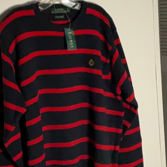 Lauren Ralph Lauren Men's Sweater in Navy and Red Stripes - Picture 3 of 8
